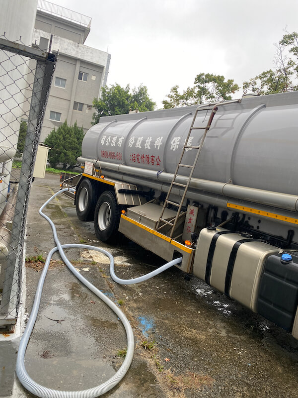 槽車抽取廢水